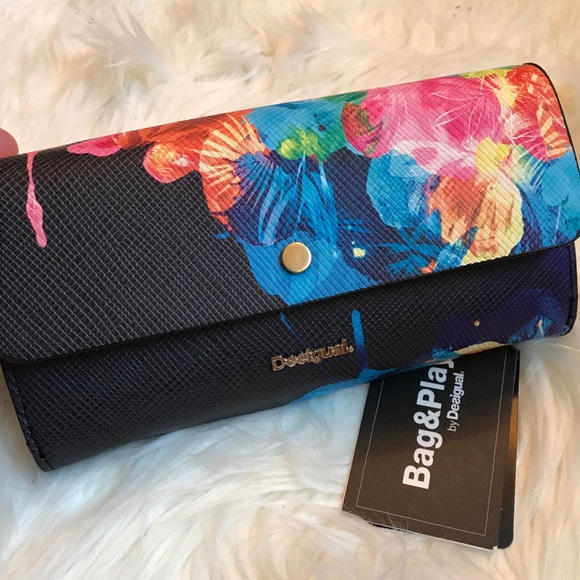 desigual wallet sale